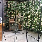 Tu Casa - Parking Y Terraza Vut 177-as アパート