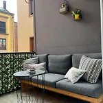 Tu Casa - Parking Y Terraza Vut 177-as アパート *